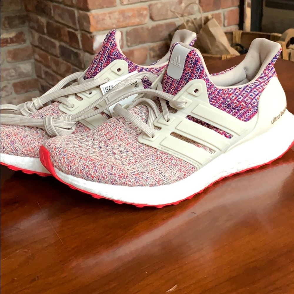 BRAND NEW* Ultraboost women’s running shoes.
